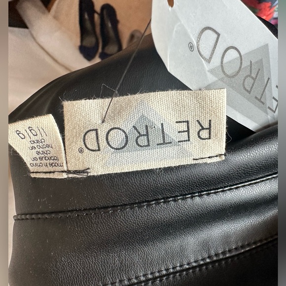 Winners Black shirt Jacket, Size XL - Picture 6 of 6